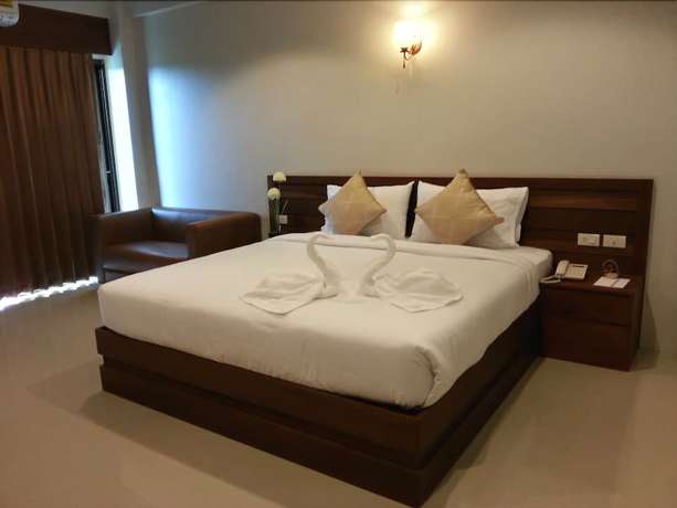 Imagen de la habitación del Hotel Perfect Place, Surat Thani. Foto 8