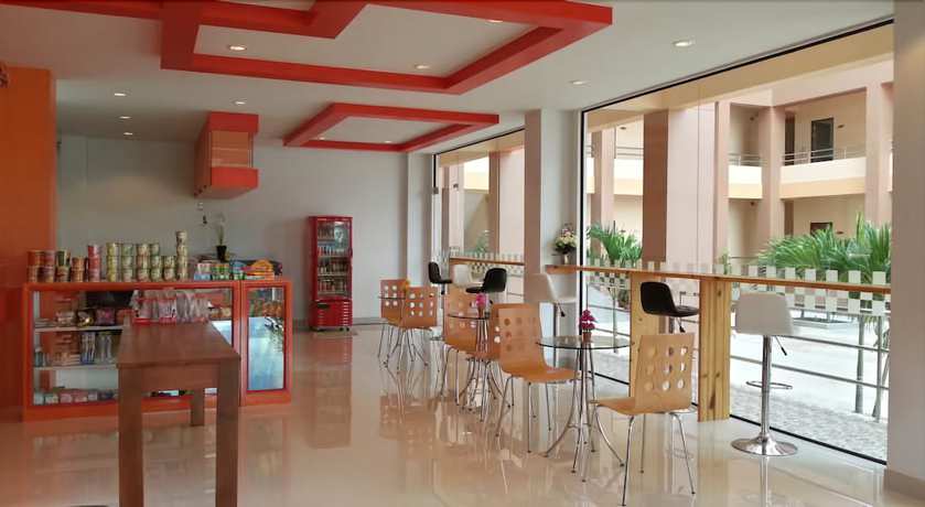 Imagen del bar/restaurante del Hotel Perfect Place, Surat Thani. Foto 3