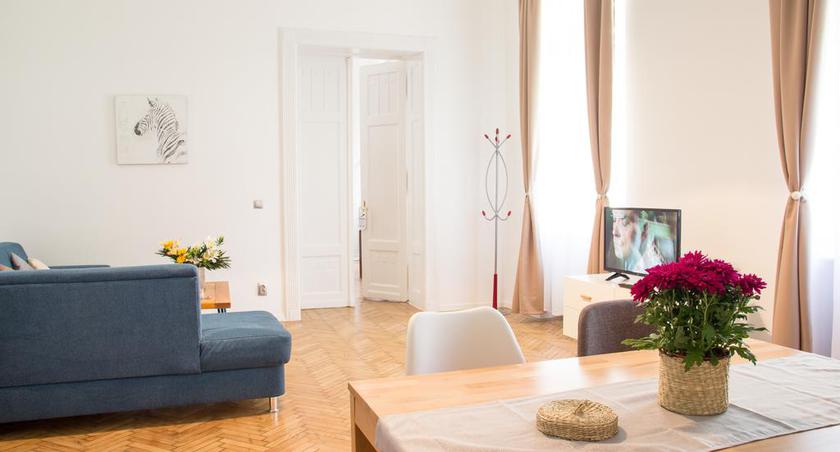 Imagen de los interiores del Hotel Perfect Stay. Foto 5