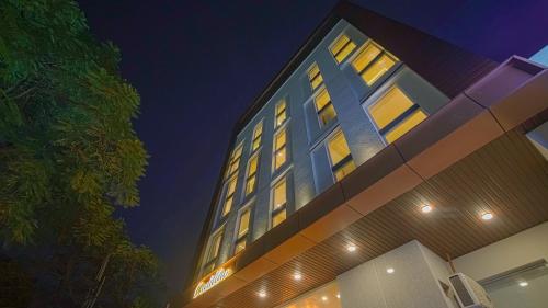 Imagen general del Hotel Perfectstayz premium Varanasi. Foto 5
