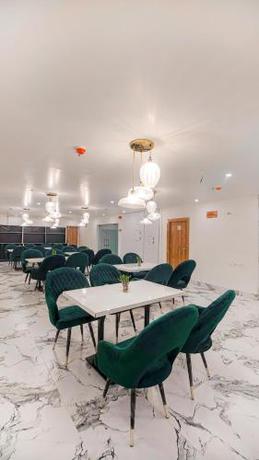 Imagen general del Hotel Perfectstayz premium Varanasi. Foto 6