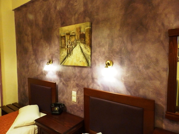 Imagen de la habitación del Hotel Pergamos. Foto 6