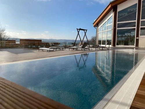 Imagen de la piscina del Hotel Pergola im G&ouml;bels Hotel Rodenberg. Foto 20