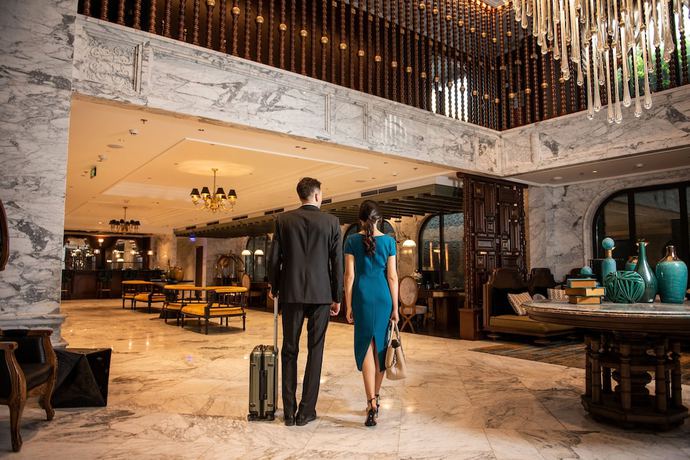 Imagen del bar/restaurante del Hotel Peridot Grand Luxury Boutique. Foto 2