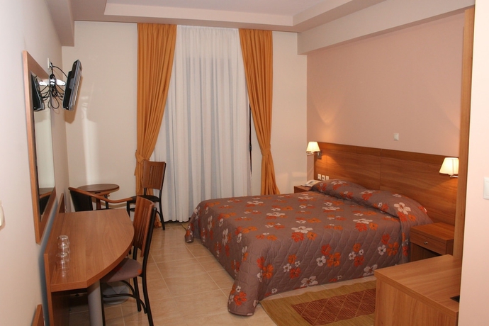 Imagen de la habitación del Hotel Perinthos, Chalkidona. Foto 10