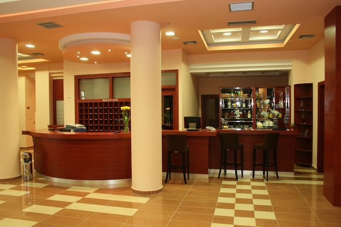 Imagen de los interiores del Hotel Perinthos, Chalkidona. Foto 17