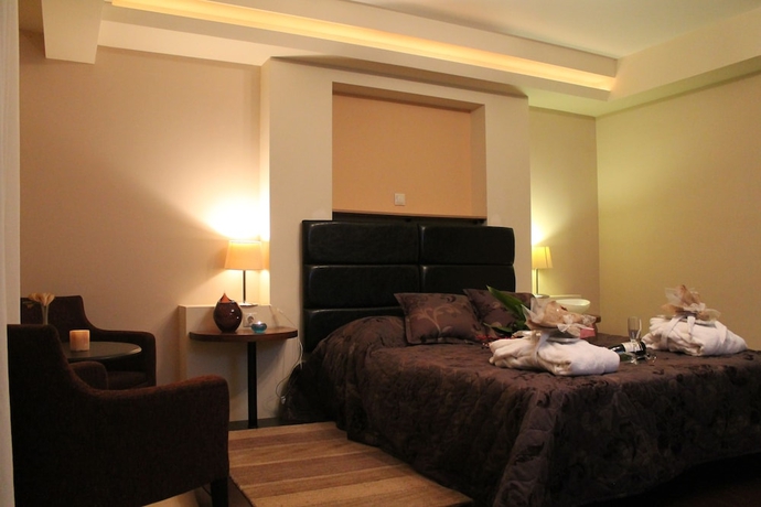 Imagen de la habitación del Hotel Perinthos, Chalkidona. Foto 12