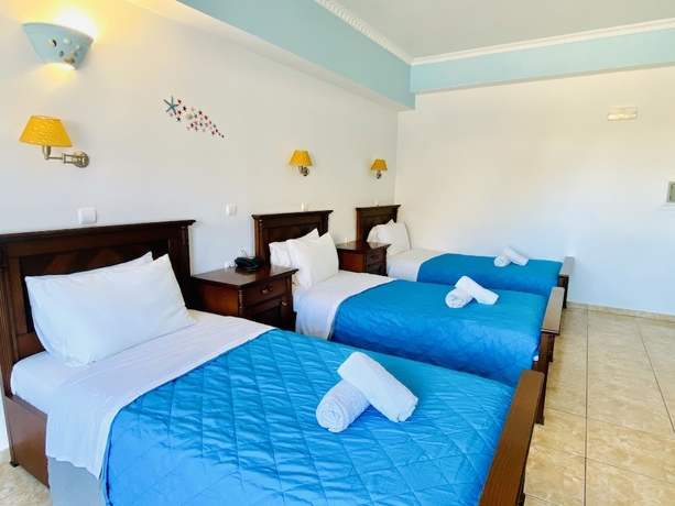 Imagen de la habitación del Hotel Perissa Bay. Foto 15