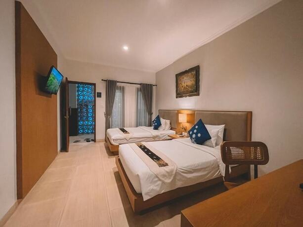 Imagen de la habitación del Hotel Perissos Echo Beach. Foto 13