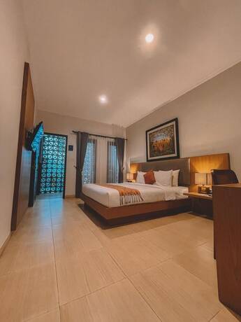 Imagen de la habitación del Hotel Perissos Echo Beach. Foto 14