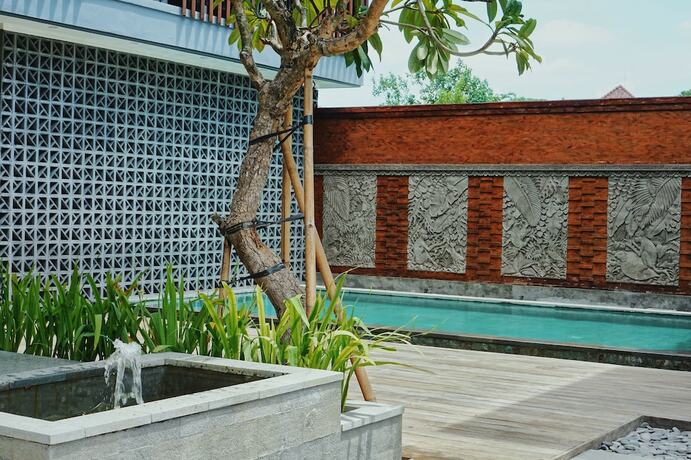 Imagen general del Hotel Perissos Echo Beach. Foto 11