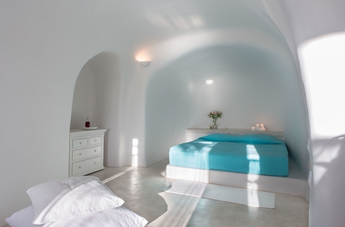 Imagen de la habitación del Hotel Perivolas. Foto 17