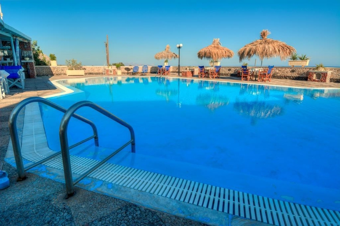 Imagen general del Hotel Perivolos Sandy Village. Foto 9