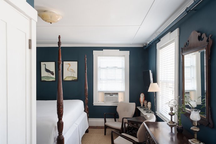 Imagen de la habitación del Hotel Periwinkle Inn. Foto 9