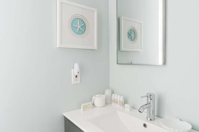 Imagen de la habitación del Hotel Periwinkle Inn. Foto 10