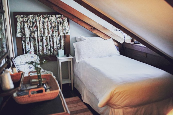 Imagen de la habitación del Hotel Periwinkle Inn. Foto 11