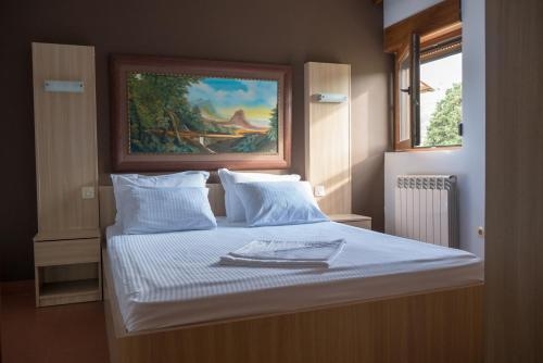 Imagen de la habitación del Hotel Perjanik. Foto 6