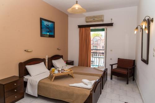 Imagen de la habitación del Hotel Perkes Complex. Foto 18