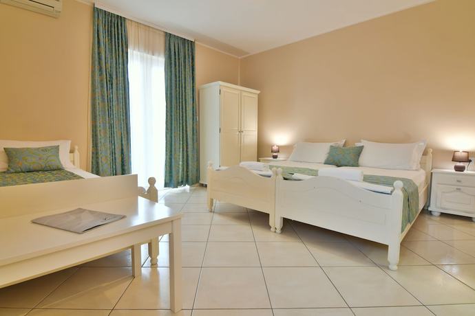 Imagen de la habitación del Hotel Perla Annexes. Foto 19