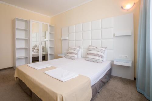 Imagen general del Hotel Perla Beach Club - All Inclusive. Foto 9