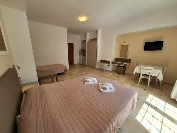 Imagen general del Hotel Perla Beach. Foto 5