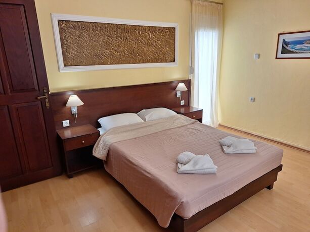 Imagen de la habitación del Hotel Perla Beach. Foto 19