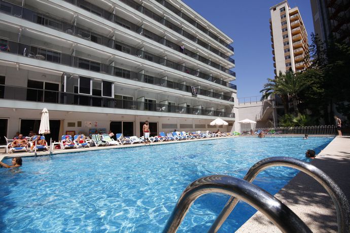 Imagen general del Hotel Perla, Benidorm - Playa Levante. Foto 4