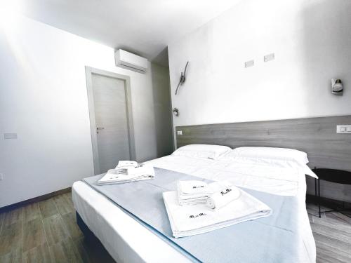 Imagen general del Hotel Perla Blu Tropea. Foto 3