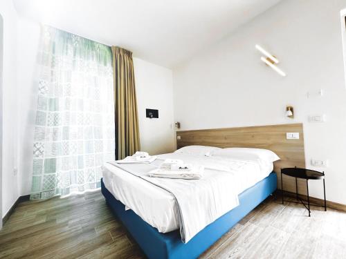 Imagen general del Hotel Perla Blu Tropea. Foto 6