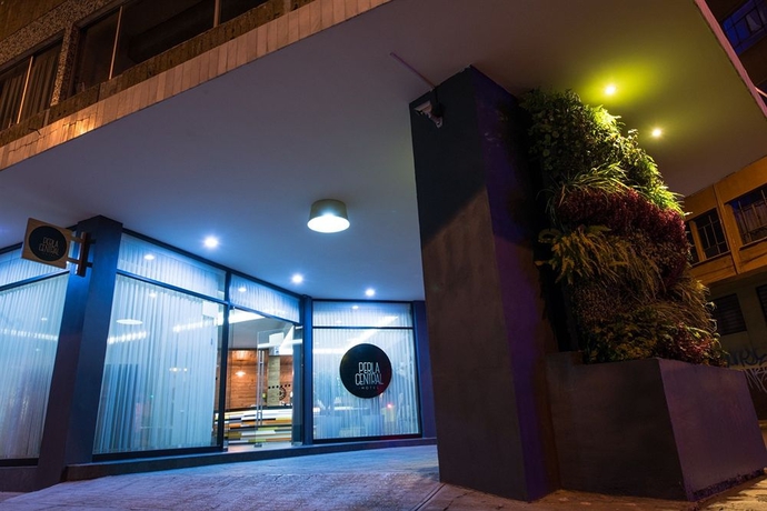 Imagen de los interiores del Hotel Perla Central. Foto 9