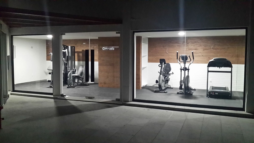 Imagen de los interiores del Hotel Perla Central. Foto 12