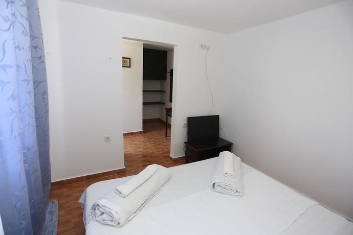 Imagen de la habitación del Hotel Perla Costinesti - Hostel. Foto 3