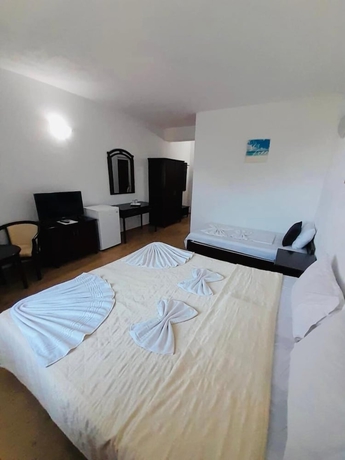 Imagen de la habitación del Hotel Perla Costinesti - Hostel. Foto 9