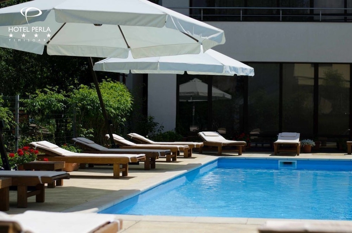 Imagen del bar/restaurante del Hotel Perla D Oro. Foto 2