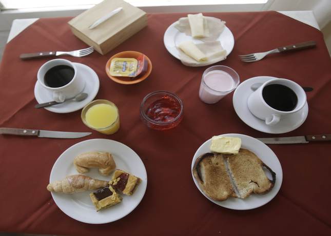 Imagen del bar/restaurante del Hotel Perla Del Este. Foto 5