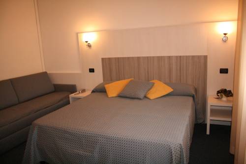 Imagen de la habitación del Hotel Perla Del Mare. Foto 2