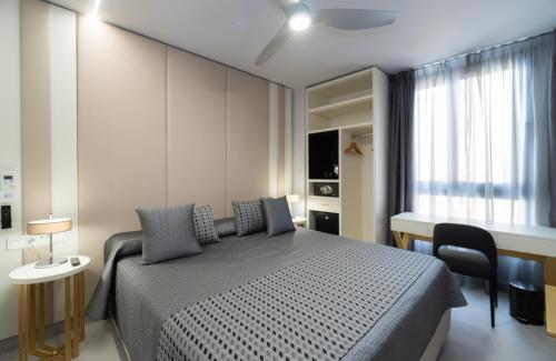 Imagen de la habitación del Hotel Perla Del Sur. Foto 8