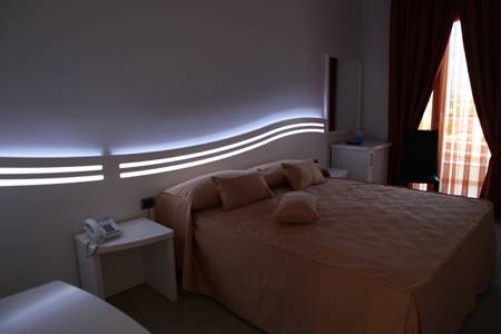 Imagen de la habitación del Hotel Perla Dello Ionio. Foto 8