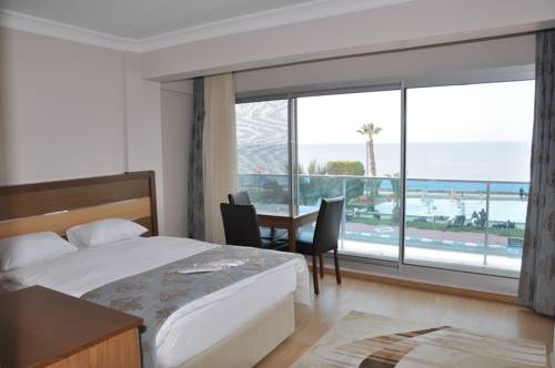 Imagen de la habitación del Hotel Perla, Dikili. Foto 5