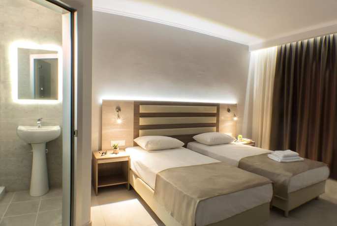Imagen de la habitación del Hotel Perla Halkidiki. Foto 5