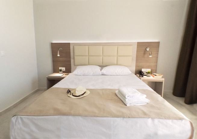Imagen de la habitación del Hotel Perla Halkidiki. Foto 11