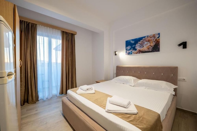 Imagen de la habitación del Hotel Perla Ksamil. Foto 2