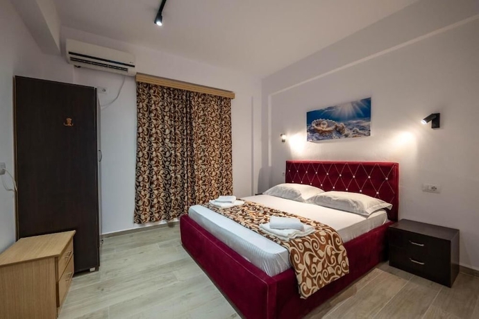 Imagen de la habitación del Hotel Perla Ksamil. Foto 4