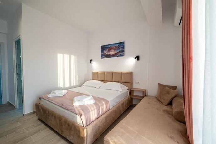 Imagen de la habitación del Hotel Perla Ksamil. Foto 6