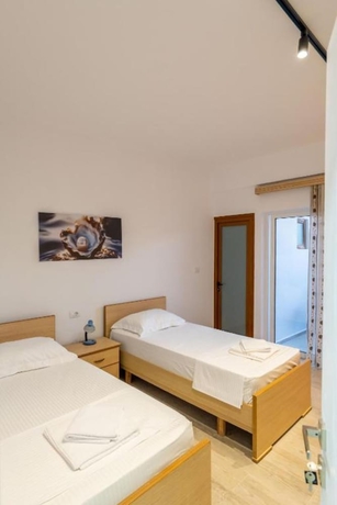 Imagen de la habitación del Hotel Perla Ksamil. Foto 7