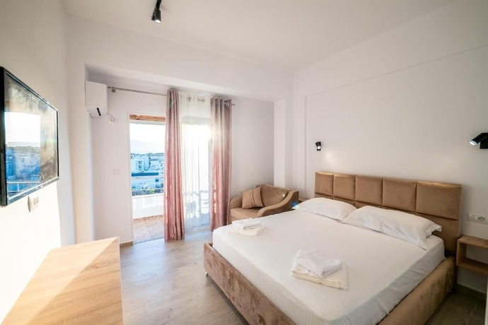 Imagen de la habitación del Hotel Perla Ksamil. Foto 9