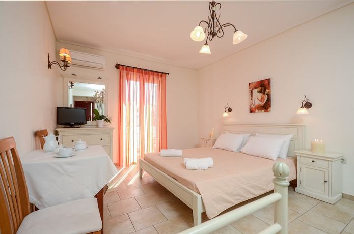 Imagen de la habitación del Hotel Perla, Maragkas. Foto 7