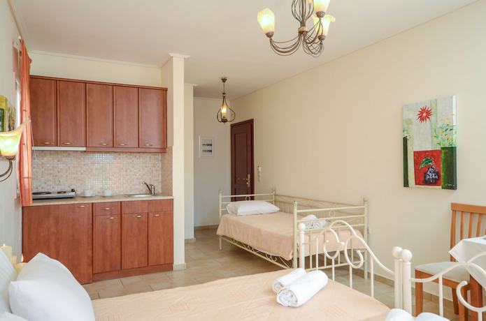 Imagen de la habitación del Hotel Perla, Maragkas. Foto 16