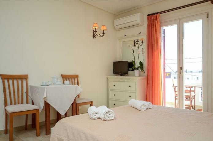 Imagen de la habitación del Hotel Perla, Maragkas. Foto 20