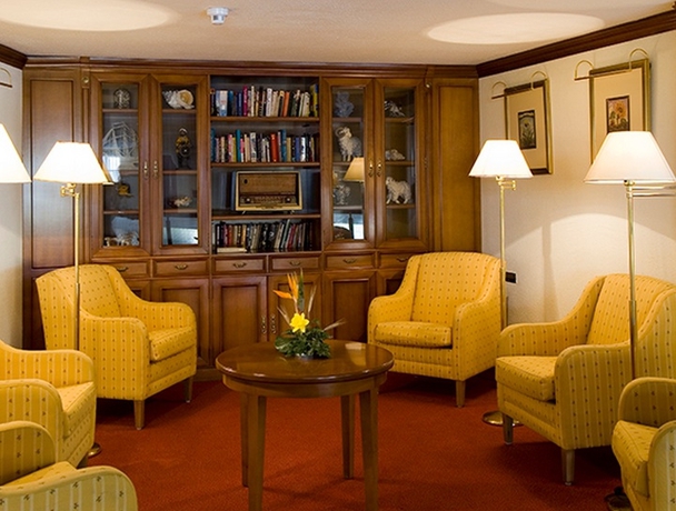 Imagen general del Hotel Perla Marina, Nerja. Foto 11